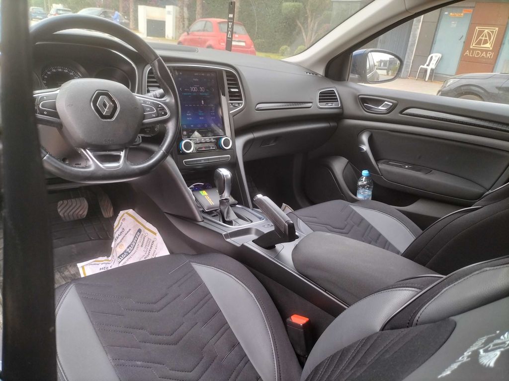 RENAULT Megane 2016