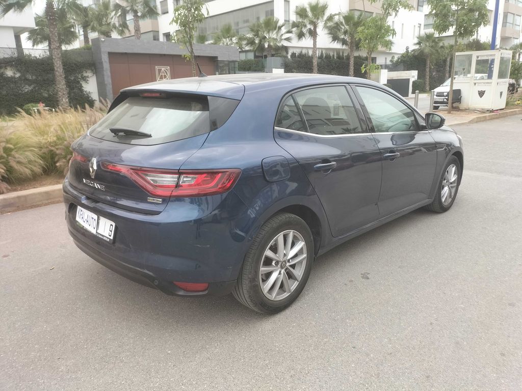 RENAULT Megane 2016