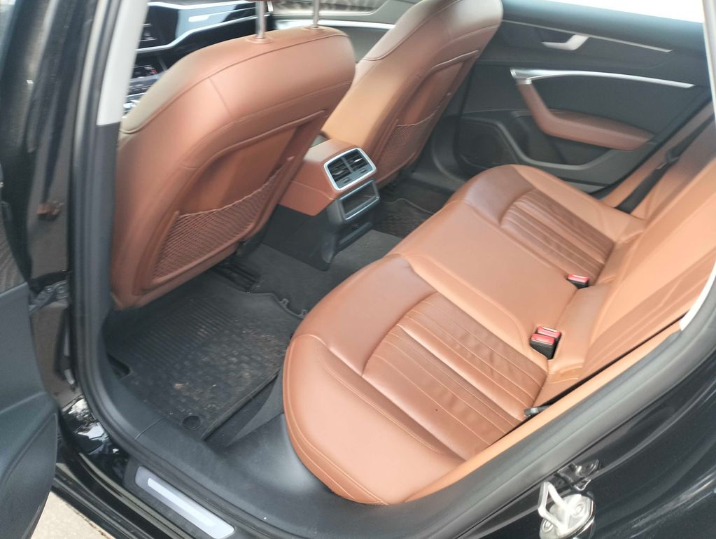 AUDI A6 2022