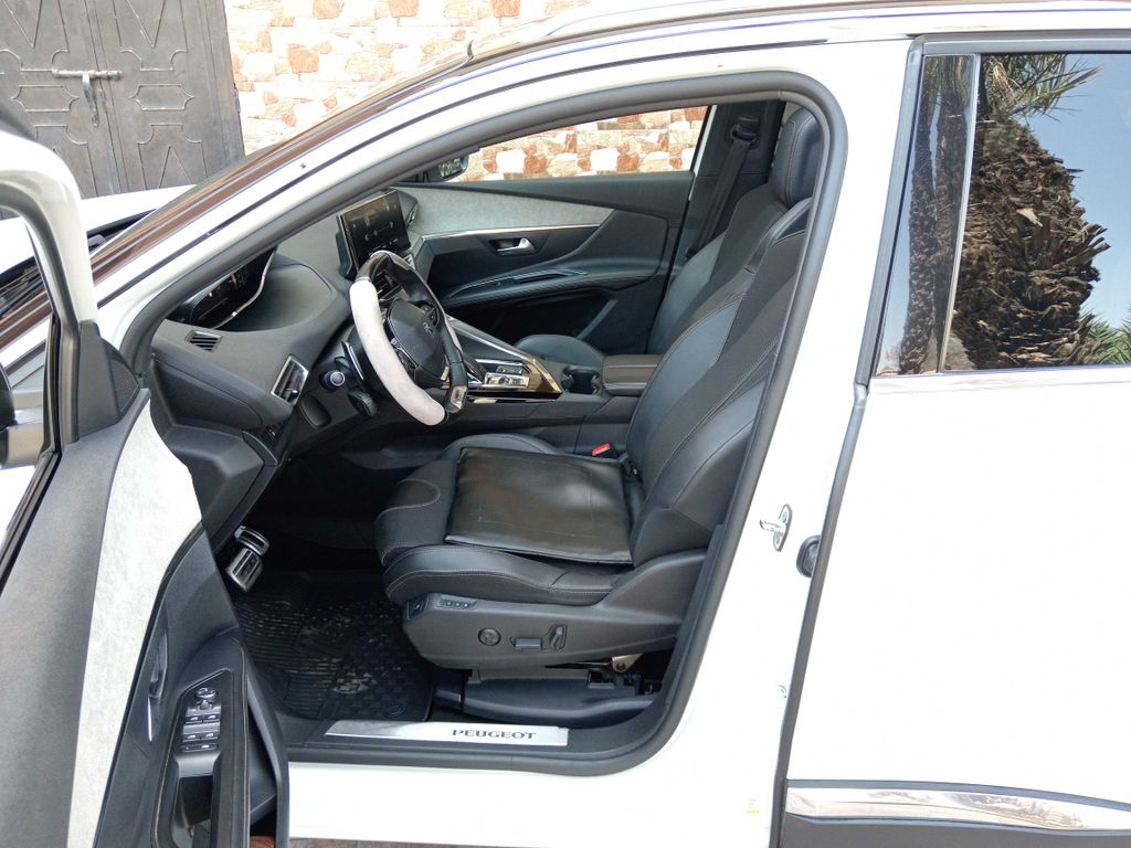 PEUGEOT 3008 2022