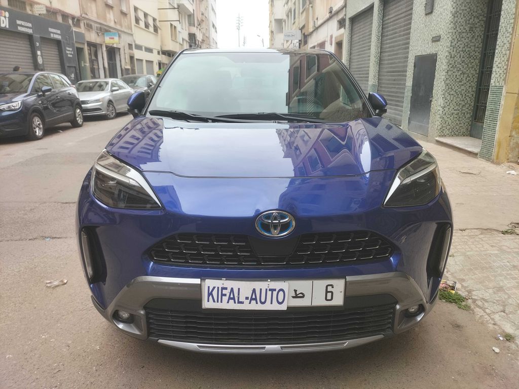 TOYOTA Yaris Cross 2023