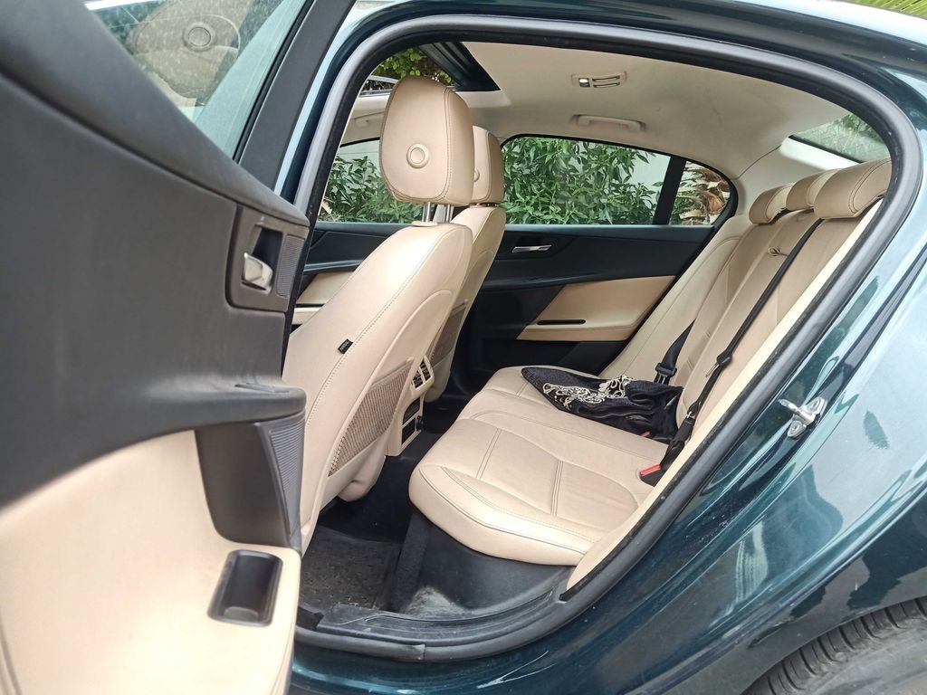JAGUAR XE 2016