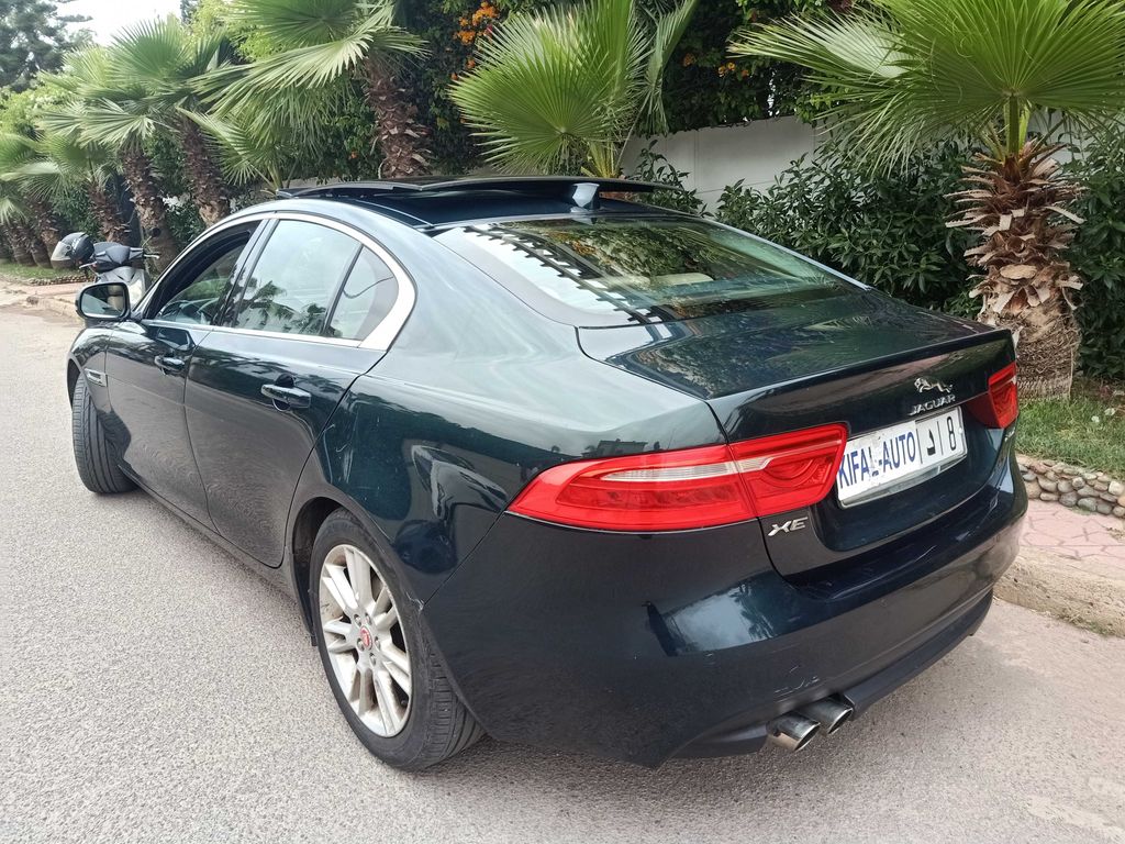 JAGUAR XE 2016