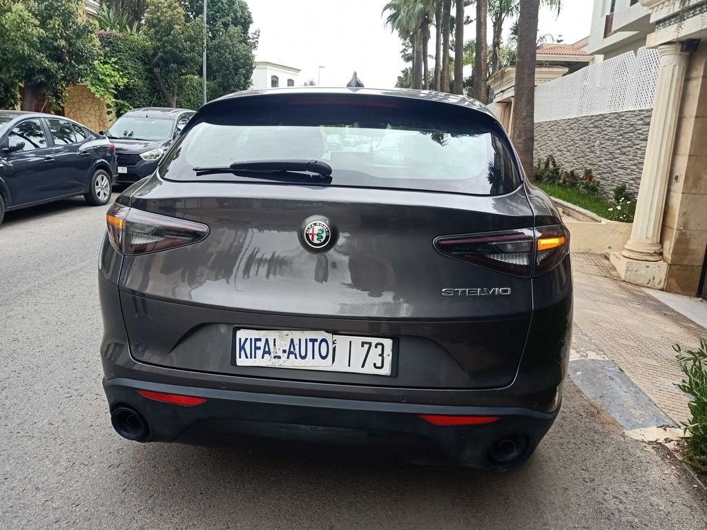 ALFA ROMEO Stelvio 2023