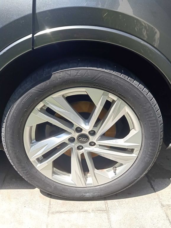 AUDI Q7 2020