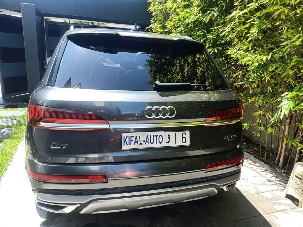 AUDI Q7 2020