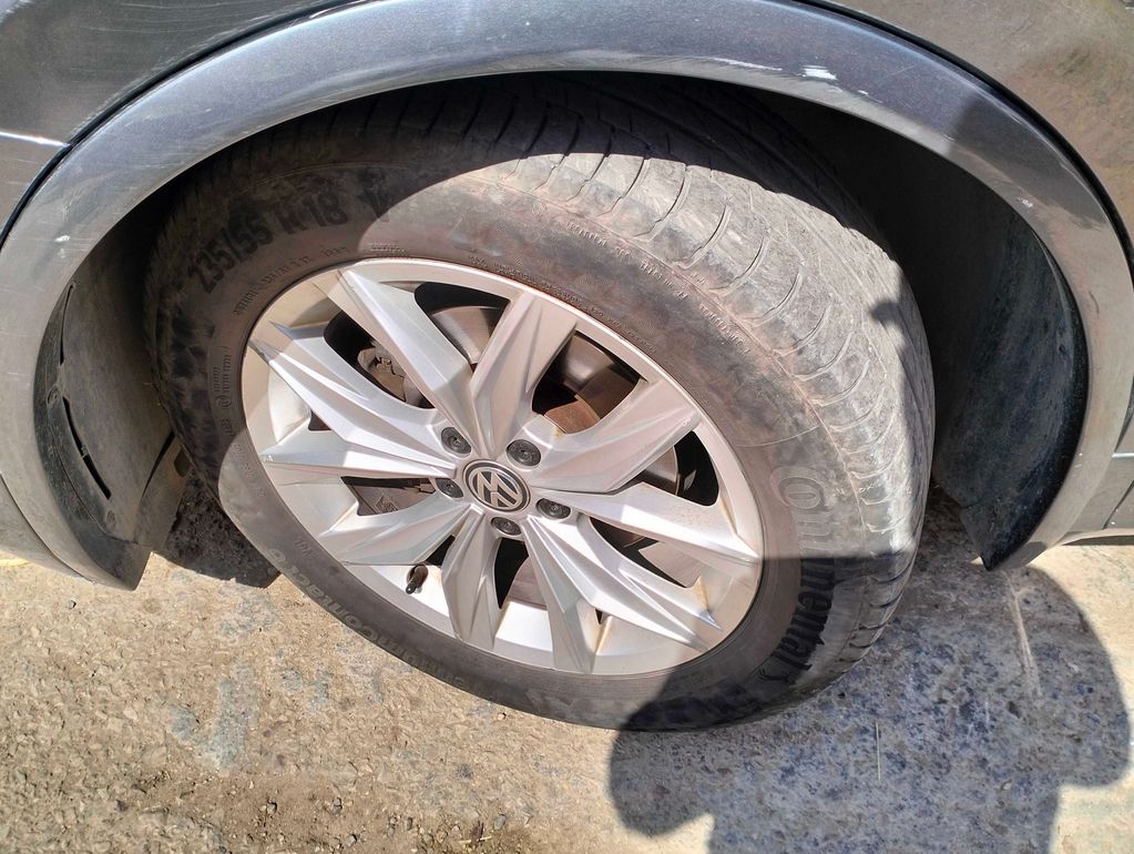 VOLKSWAGEN Tiguan 2019