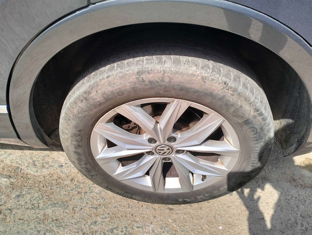 VOLKSWAGEN Tiguan 2019