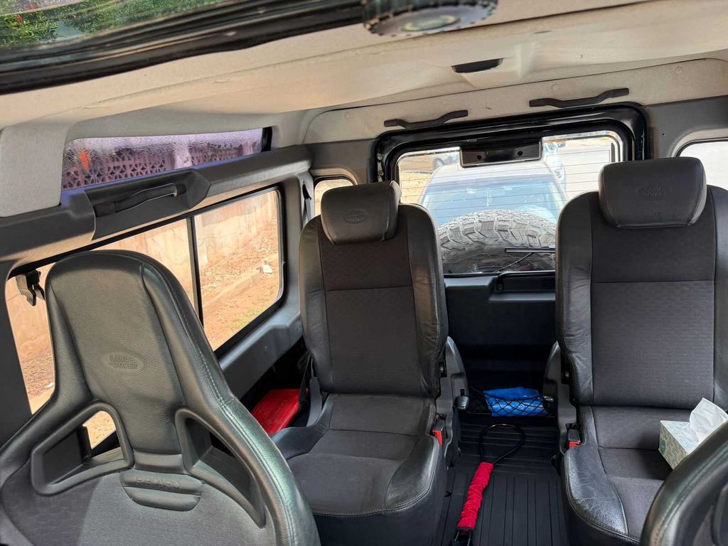 LAND-ROVER Defender 2008