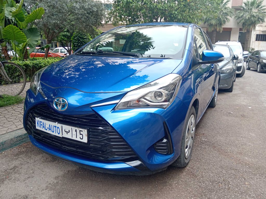 TOYOTA Yaris 2019