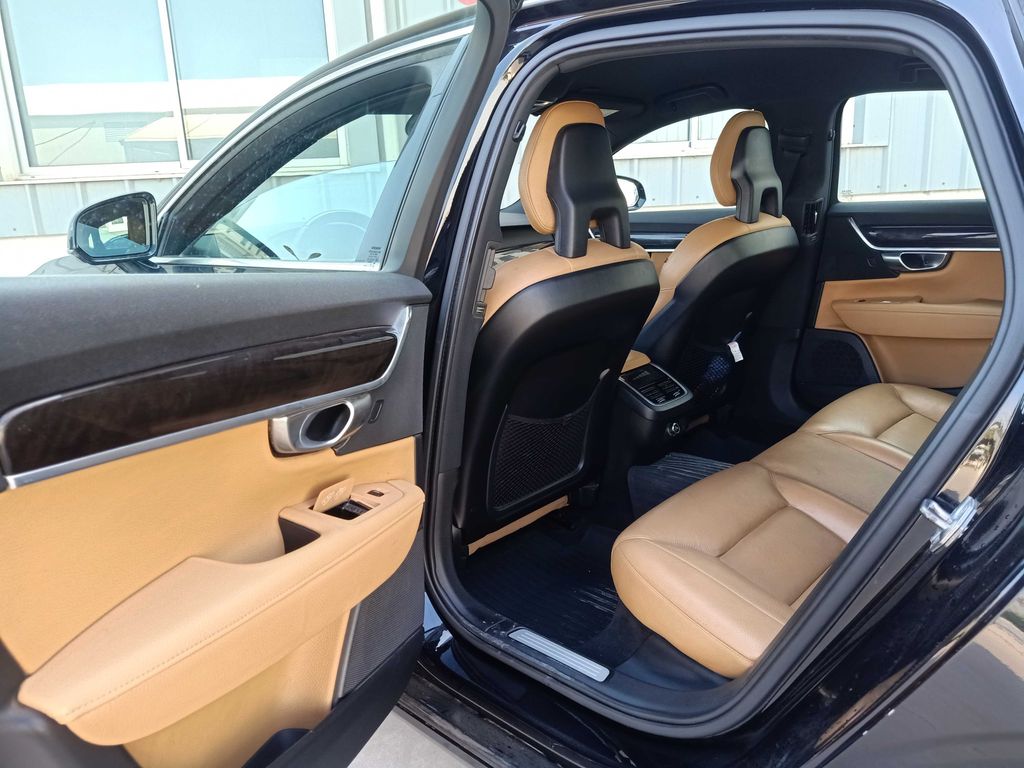 VOLVO S90 2017