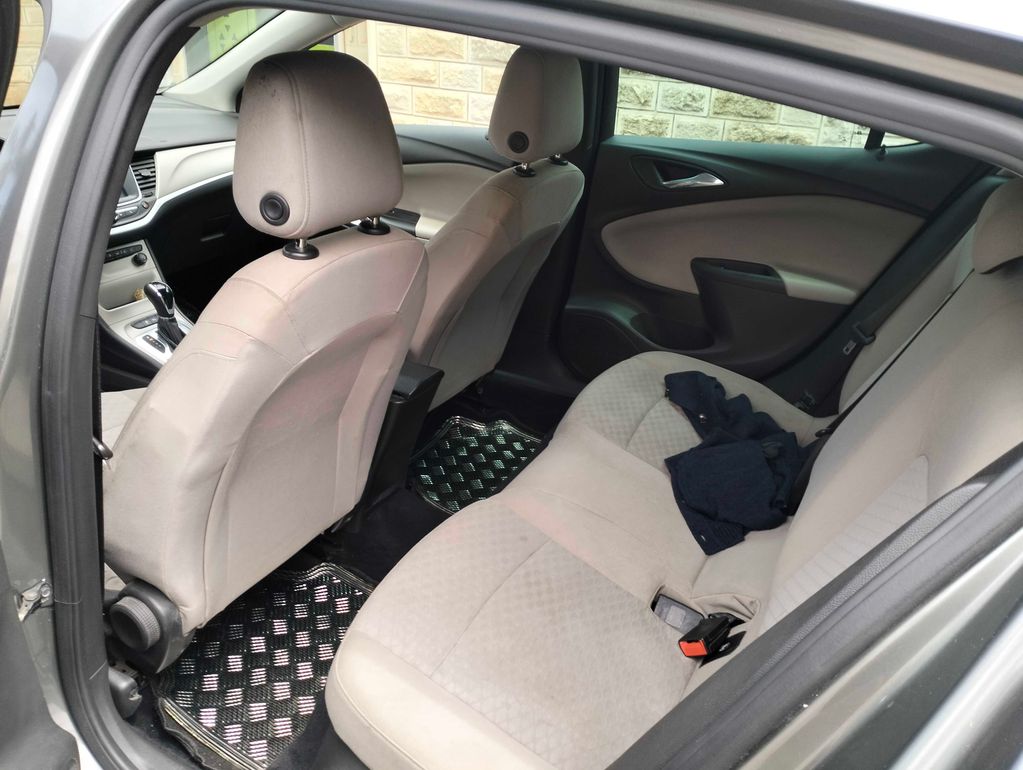 OPEL Astra 2019