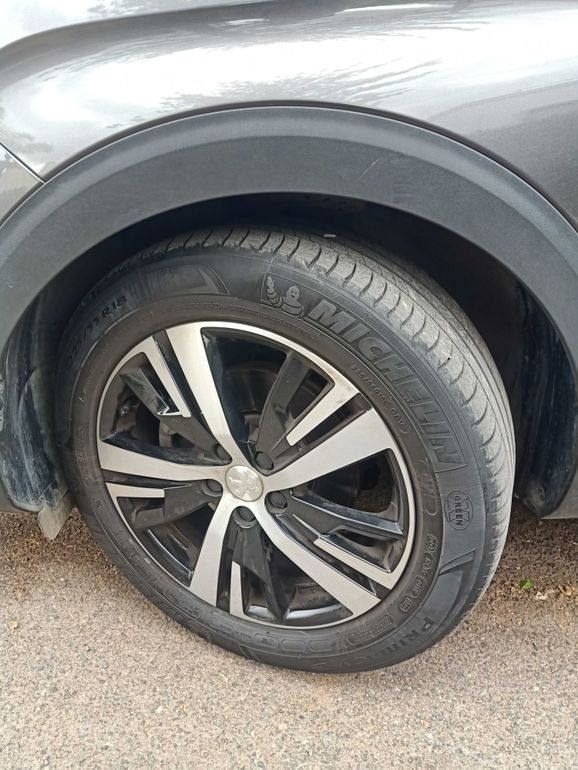PEUGEOT 3008 2022