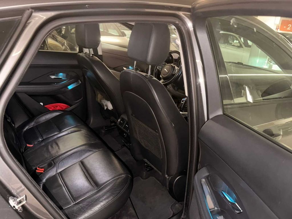 JAGUAR E-Pace 2020