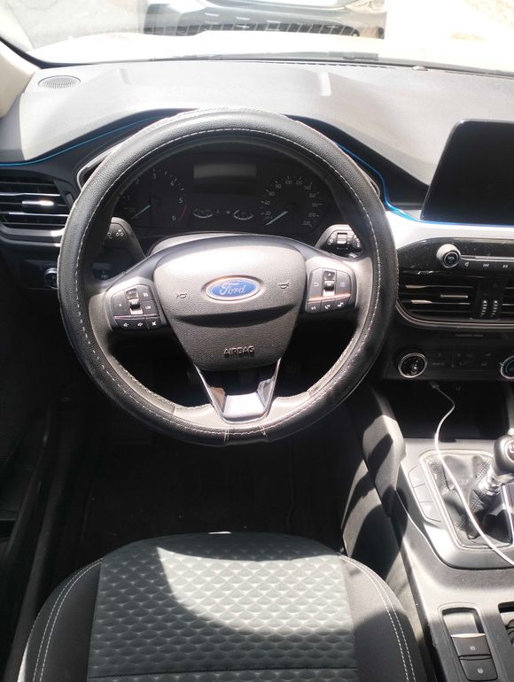 FORD Kuga 2023