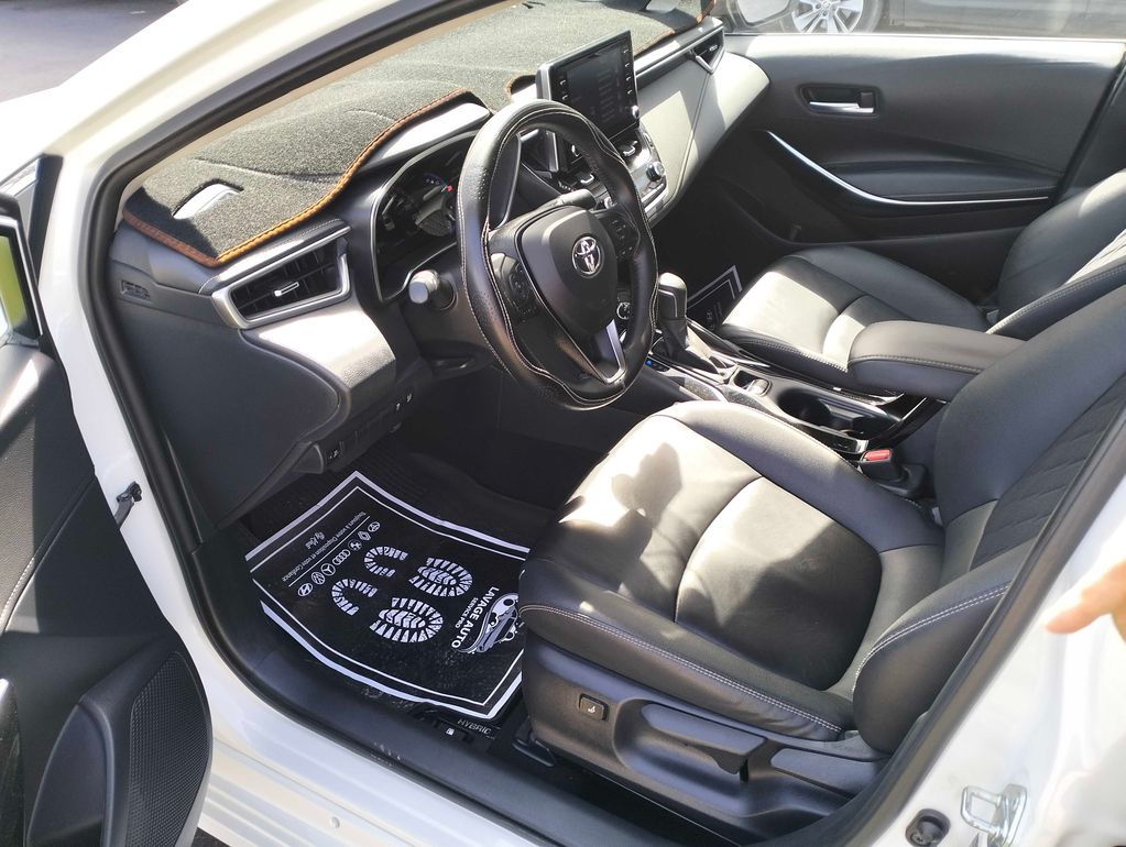 TOYOTA Corolla Prestige 2021