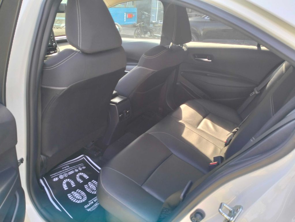 TOYOTA Corolla Prestige 2021
