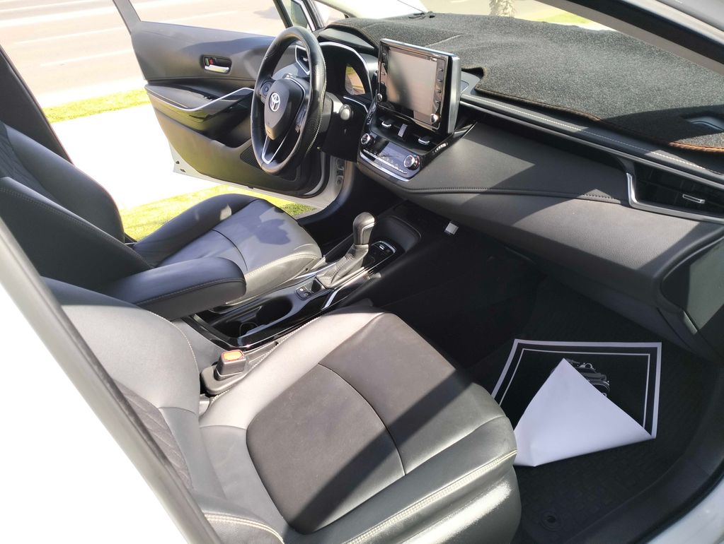TOYOTA Corolla Prestige 2021