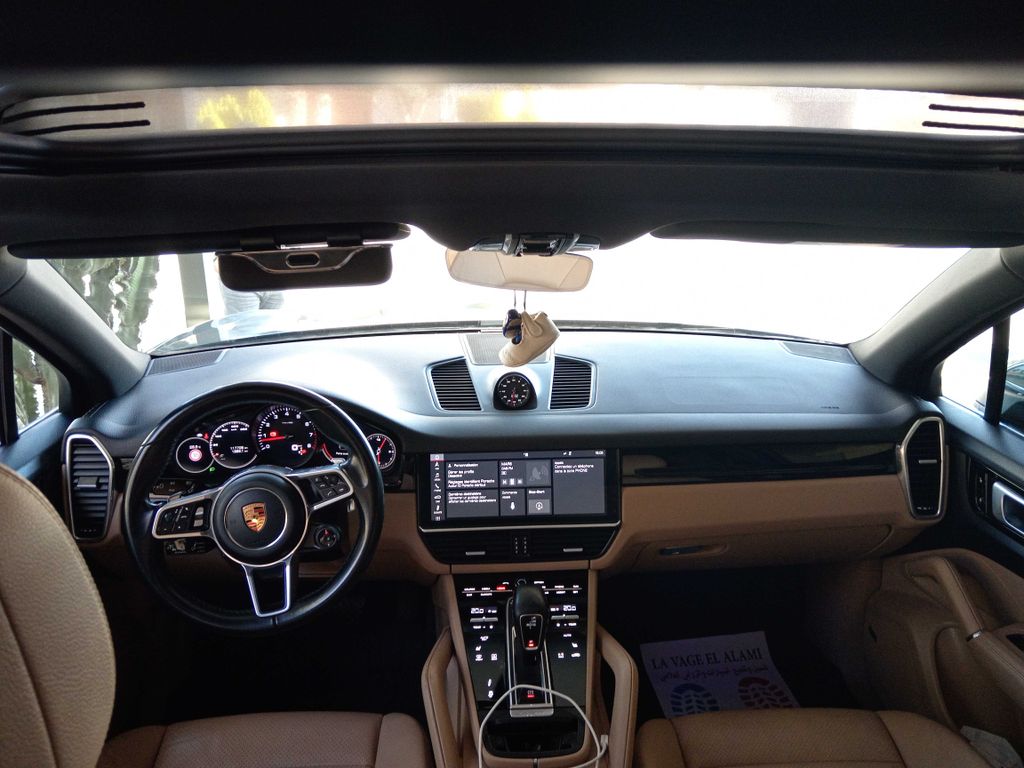 PORSCHE Cayenne 2018