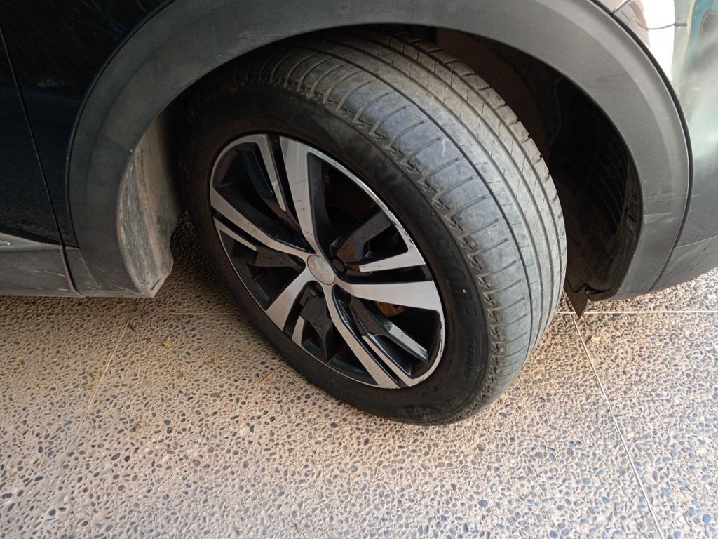 PEUGEOT 3008 2019