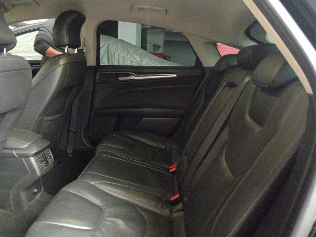 FORD Fusion Berline 2016