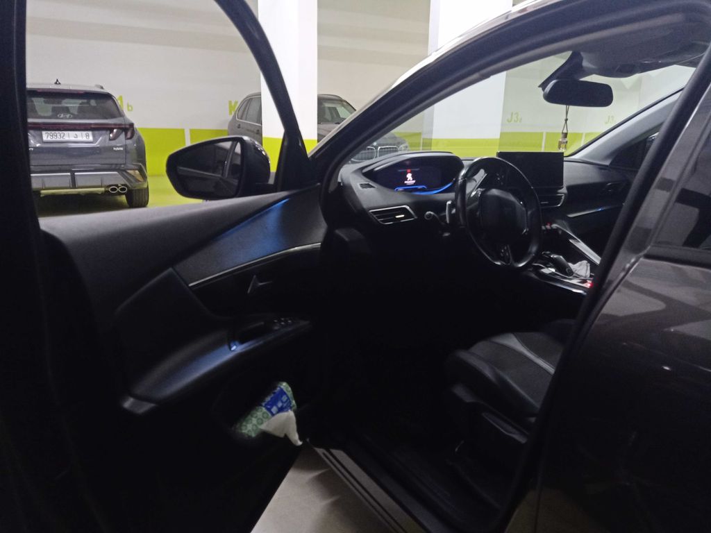 PEUGEOT 3008 2022