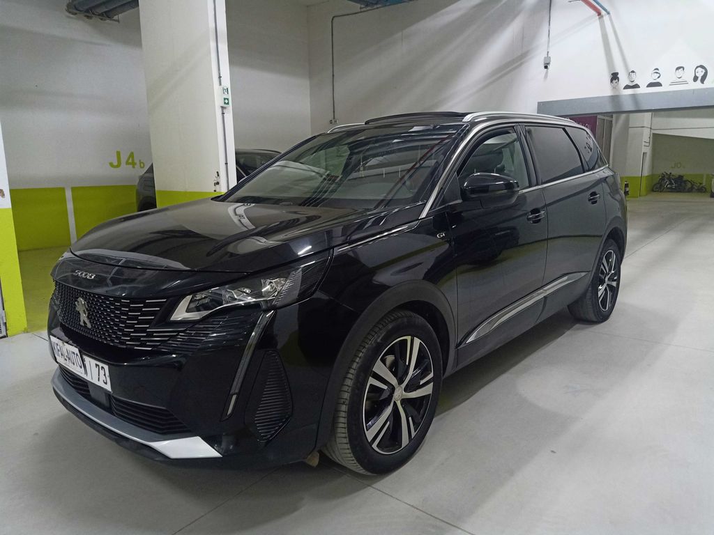 PEUGEOT 5008