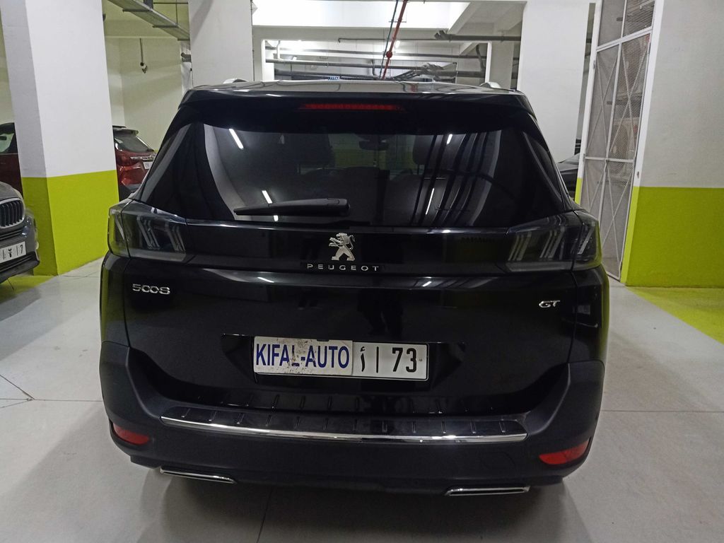 PEUGEOT 5008 2022