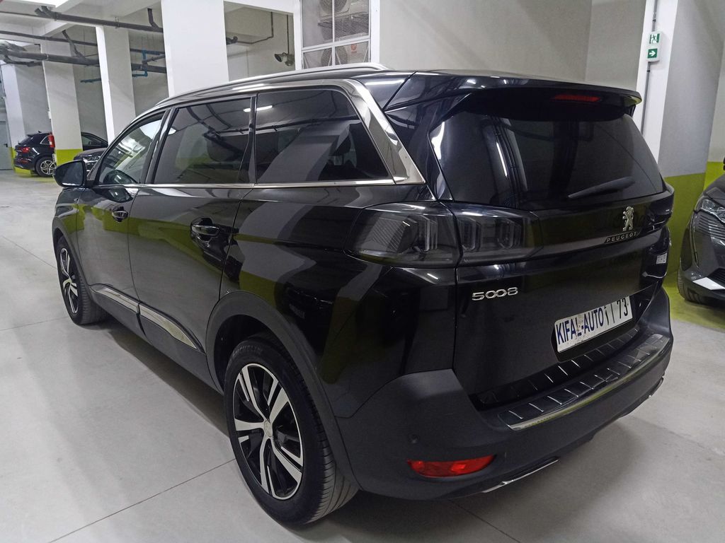 PEUGEOT 5008 2022
