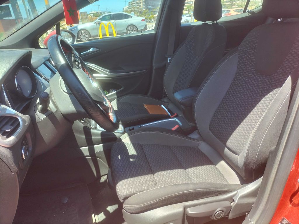 OPEL Astra 2021