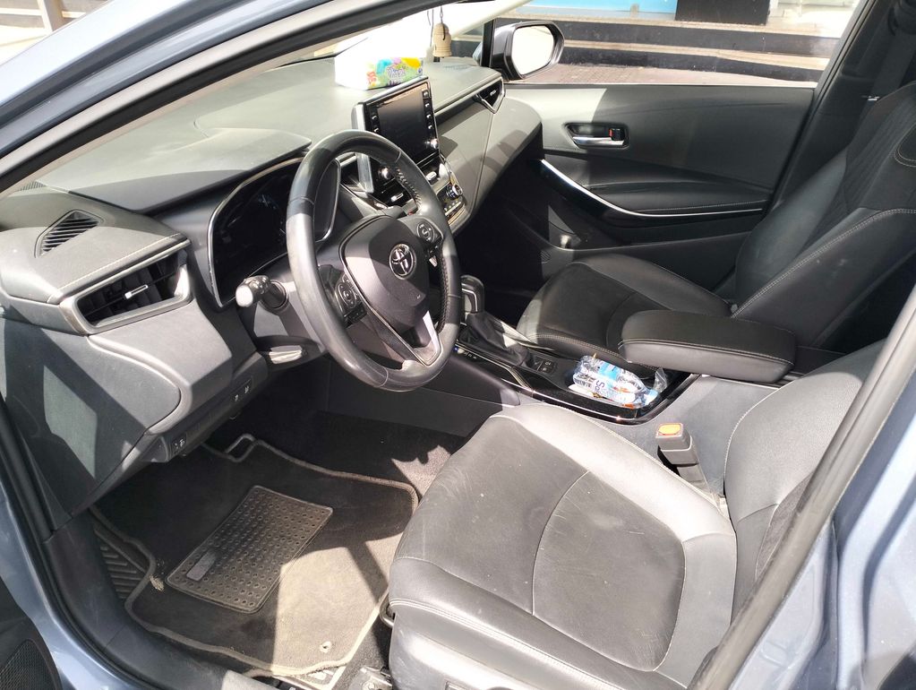 TOYOTA Corolla Prestige 2021