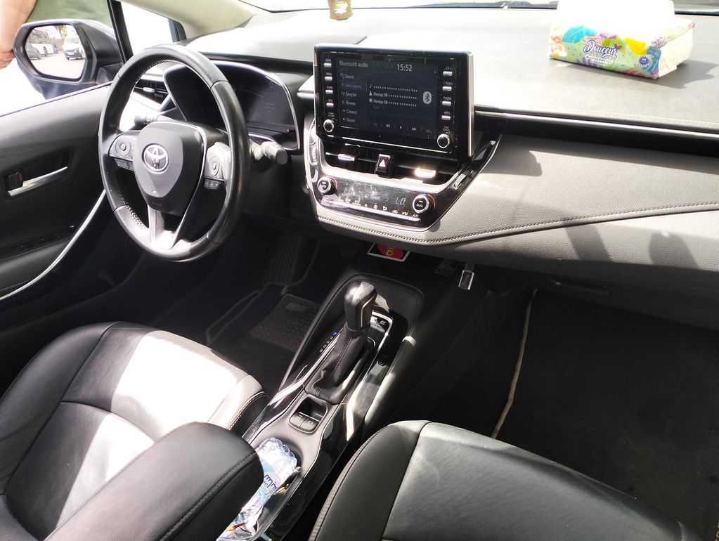 TOYOTA Corolla Prestige 2021