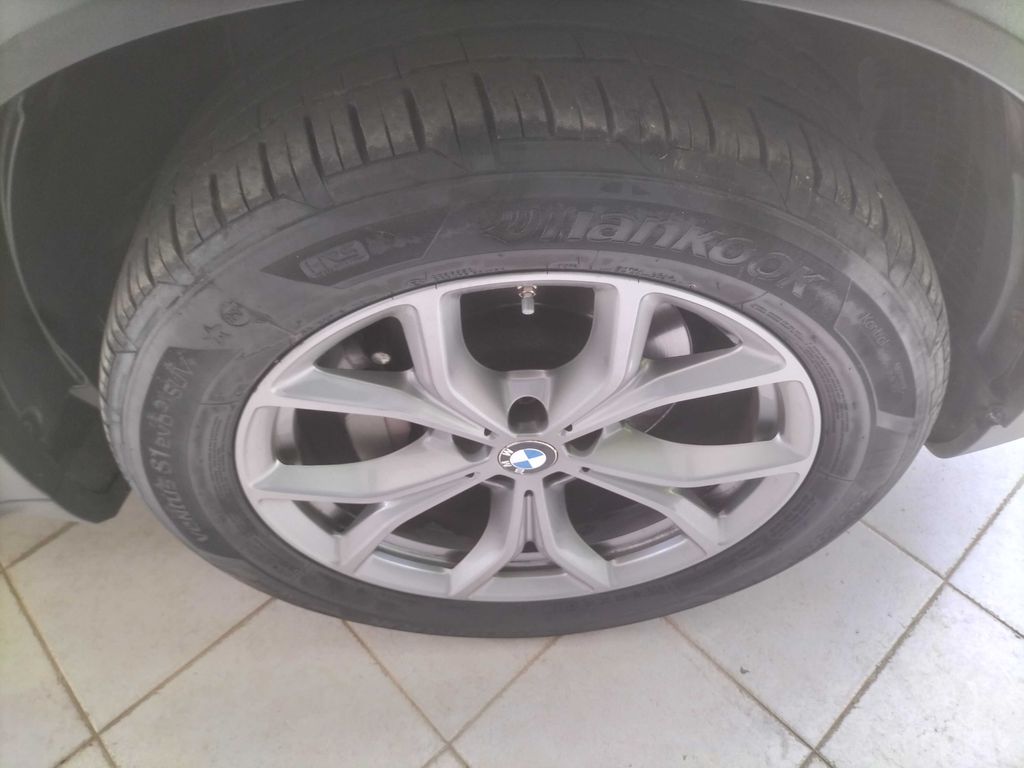 BMW X5 2021