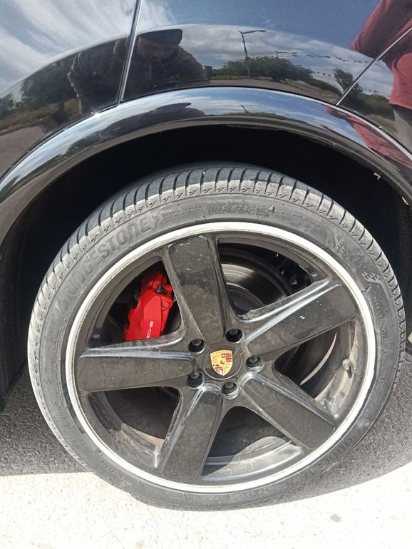 PORSCHE Cayenne 2016