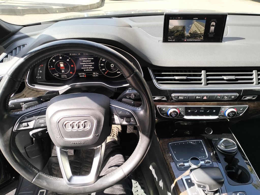 AUDI Q7 2023