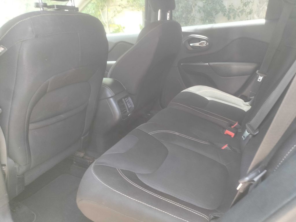 JEEP Cherokee 2015