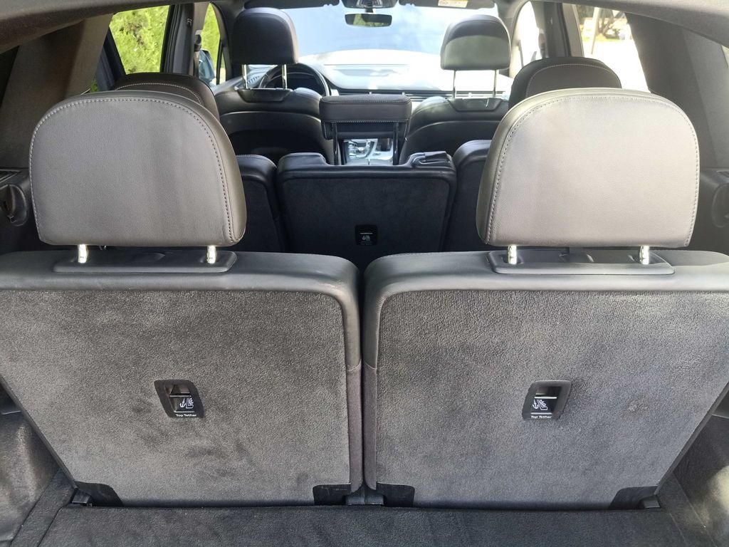 AUDI Q7 2016