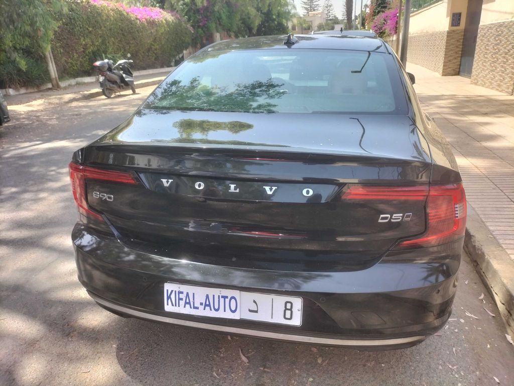 VOLVO S90 2022