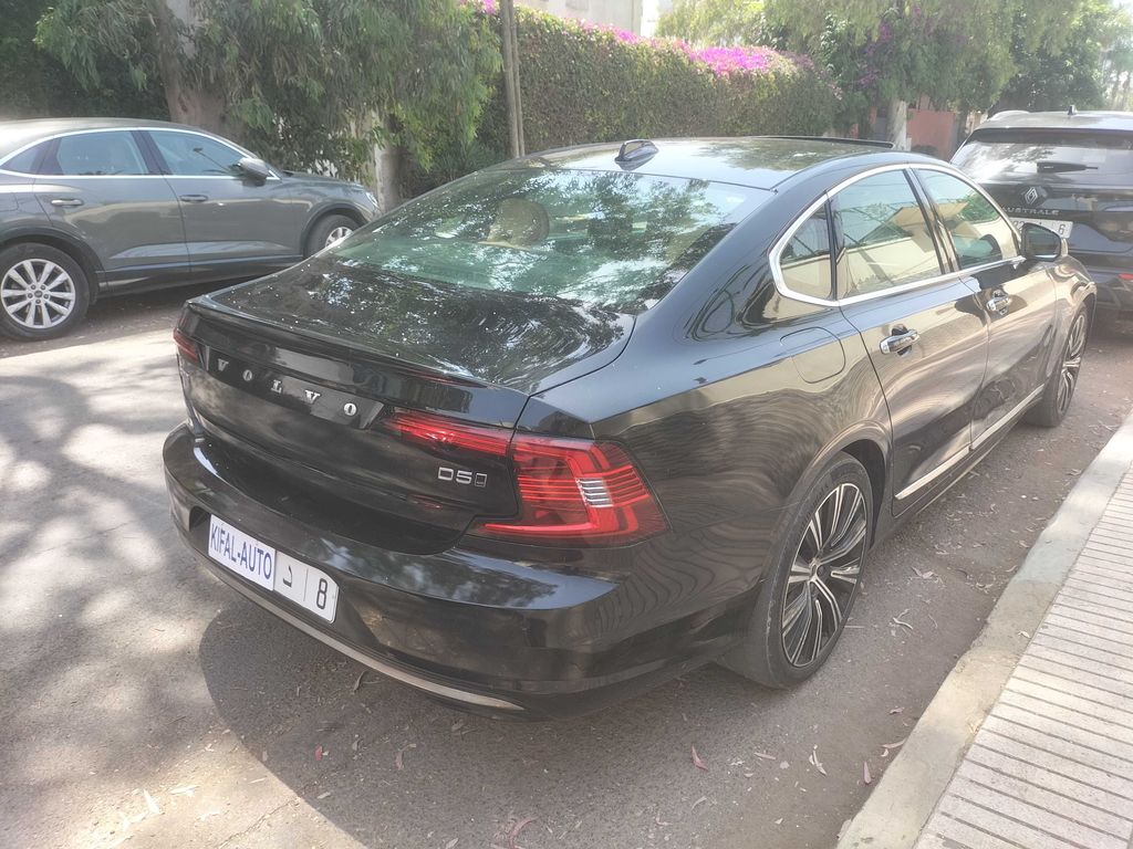 VOLVO S90 2022