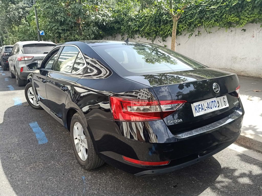 SKODA Superb 2019