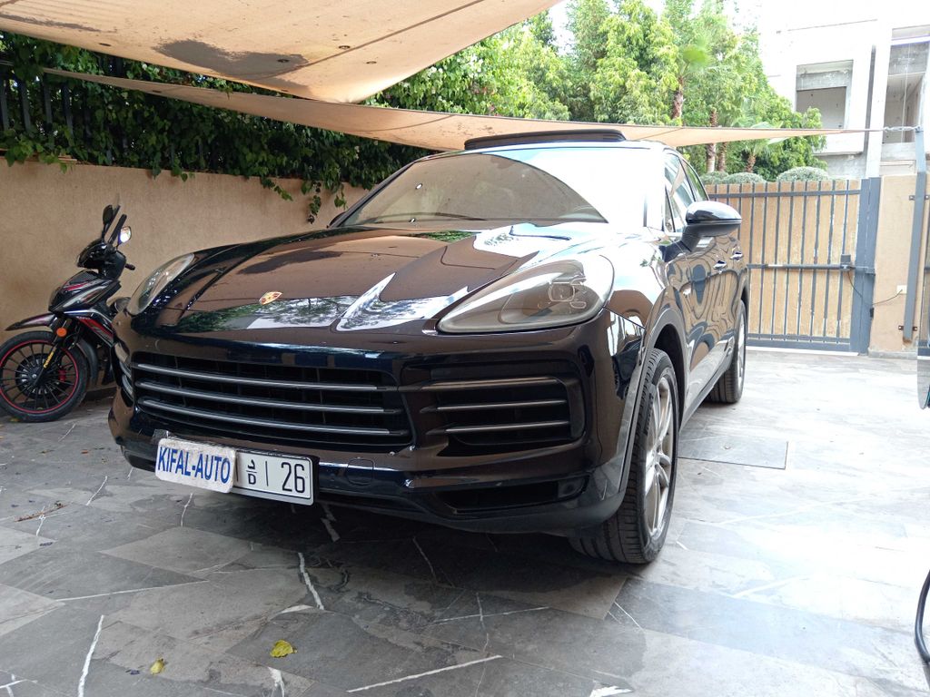 PORSCHE Cayenne