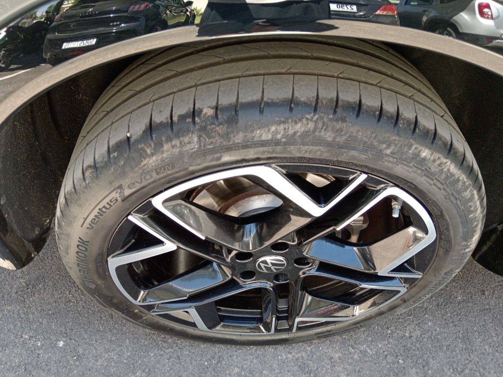 VOLKSWAGEN Tiguan 2025