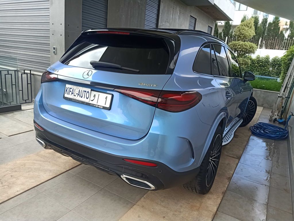 MERCEDES-BENZ GLC 2023