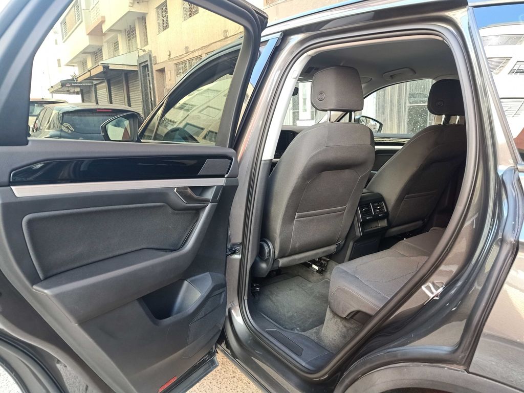 VOLKSWAGEN Touareg 2023