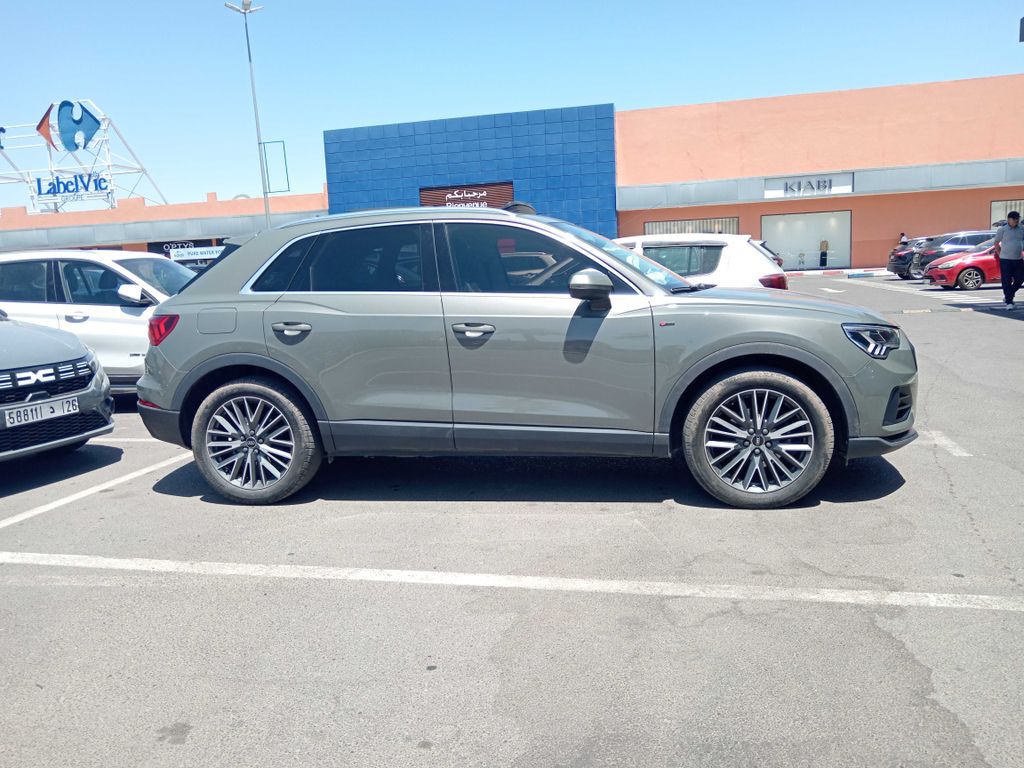 AUDI Q3 2024