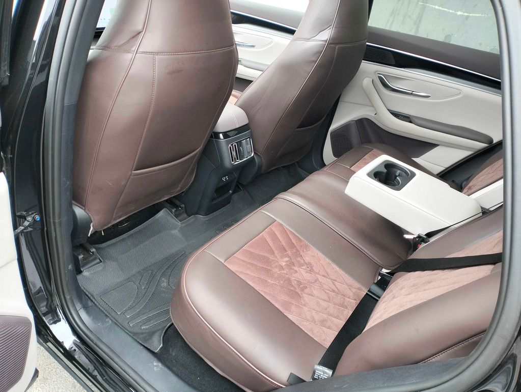 BYD Song Plus DM-i 2025
