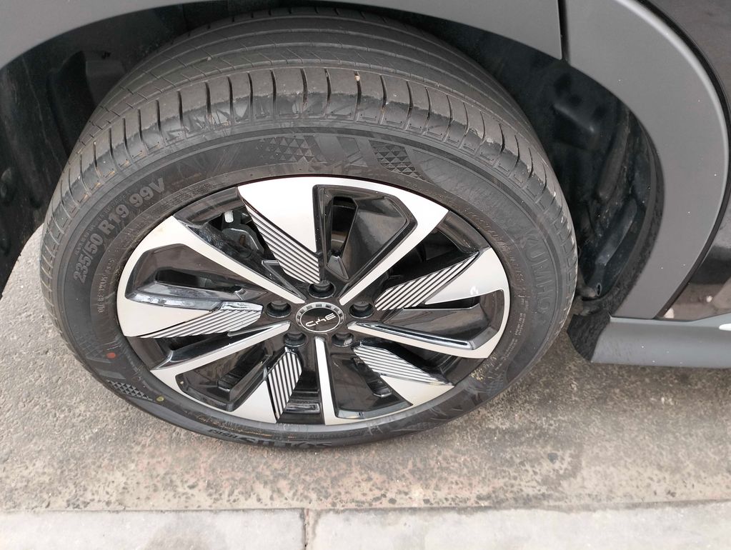 BYD Song Plus DM-i 2025