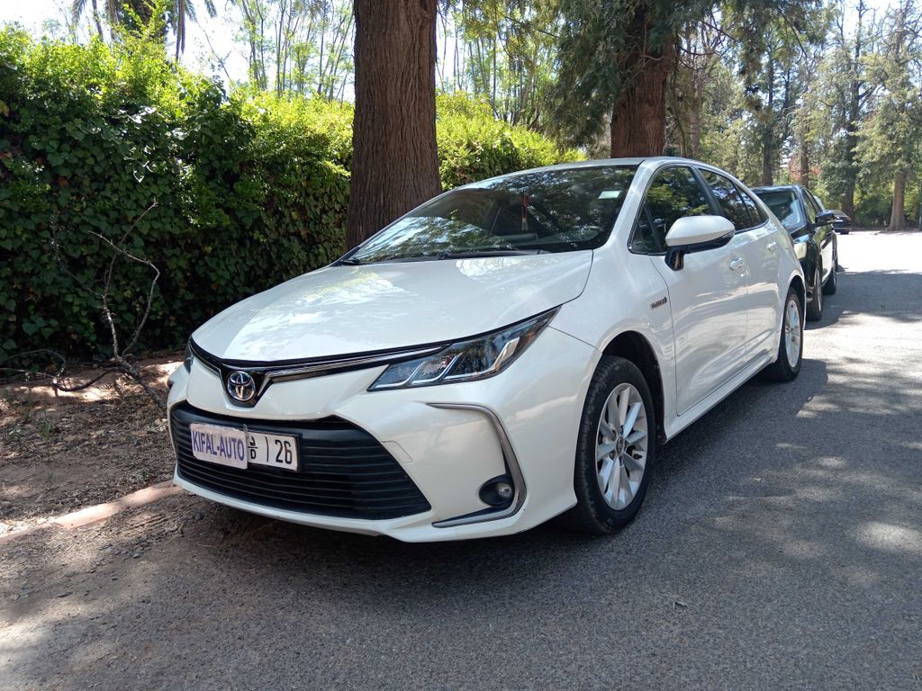 TOYOTA Corolla Prestige