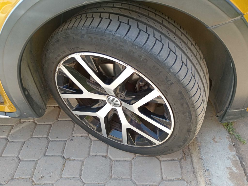 VOLKSWAGEN Coccinelle 2020