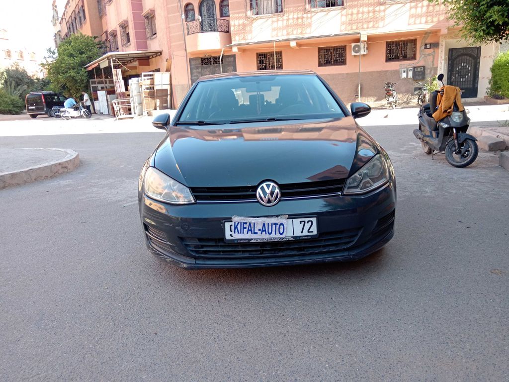 VOLKSWAGEN Golf 2017